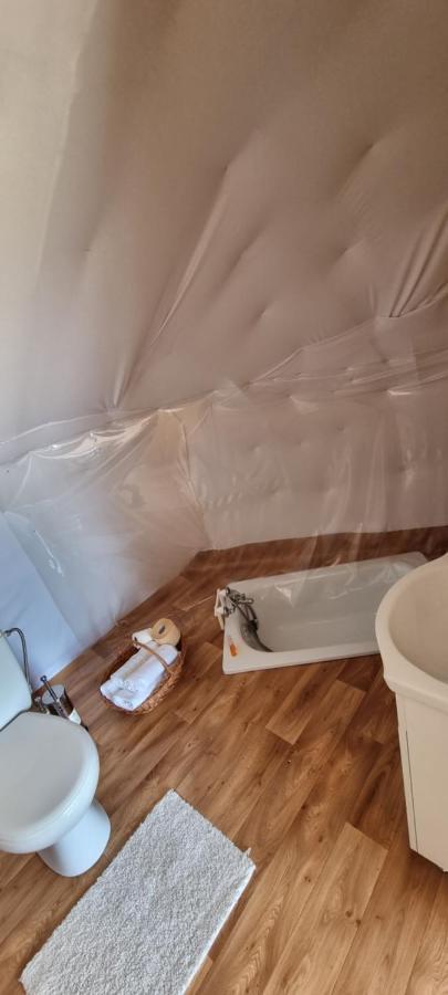 Sunrise Glamping Retreat Ξενοδοχείο Galesu Εξωτερικό φωτογραφία
