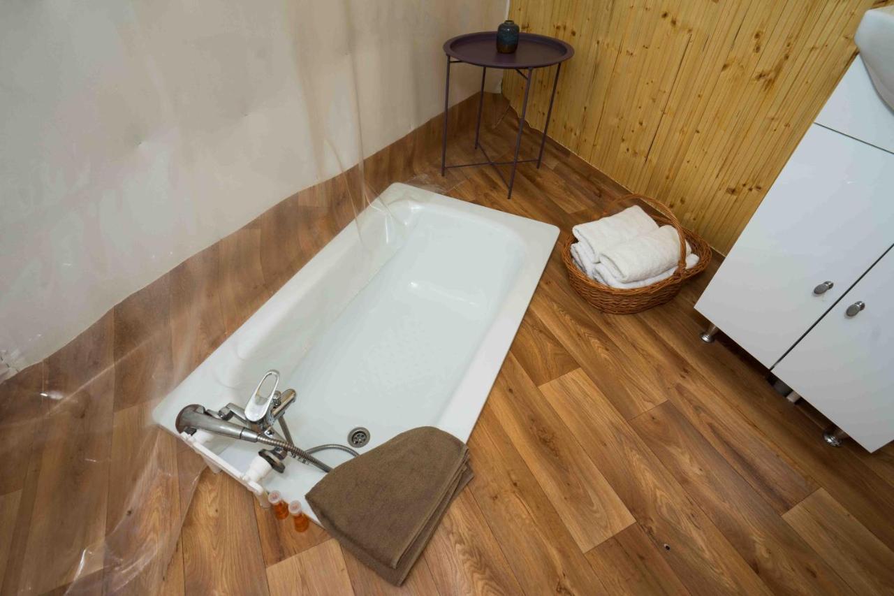 Sunrise Glamping Retreat Ξενοδοχείο Galesu Εξωτερικό φωτογραφία