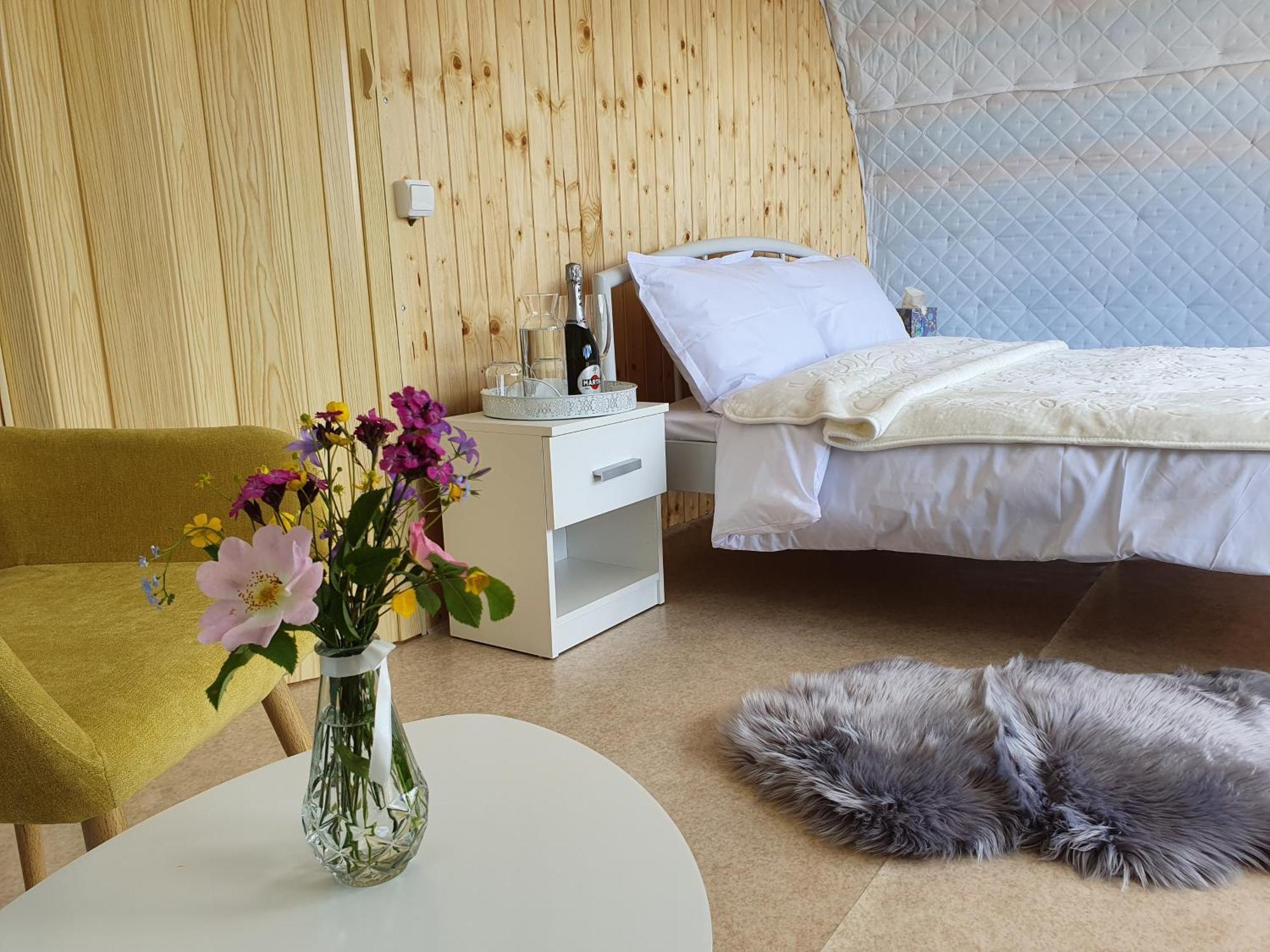 Sunrise Glamping Retreat Ξενοδοχείο Galesu Δωμάτιο φωτογραφία