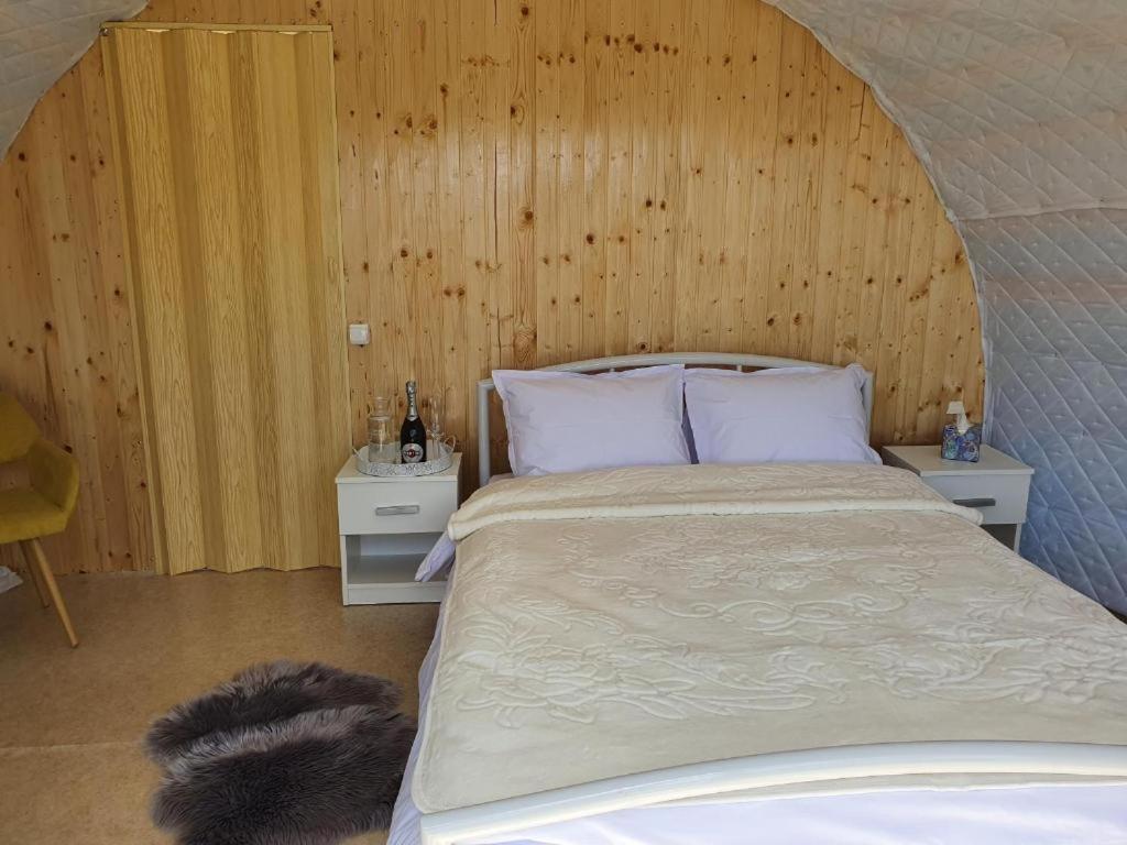Sunrise Glamping Retreat Ξενοδοχείο Galesu Εξωτερικό φωτογραφία